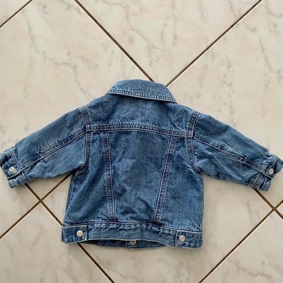 Vintage The Childrens Place blue denim jacket 6-9 months - Picture 2 of 3
